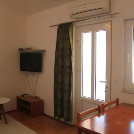 Sanja - A2 Onebedroom With Terrace And Seaview * Posedarje